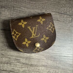 Louis Vuitton Porte Monnaie Cuvette coin purse